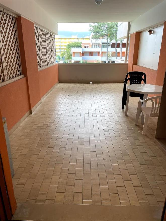 Residence Solarium Bibione Bagian luar foto