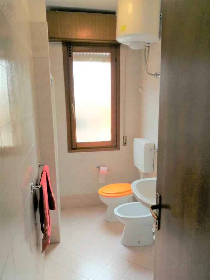 Residence Solarium Bibione Bagian luar foto